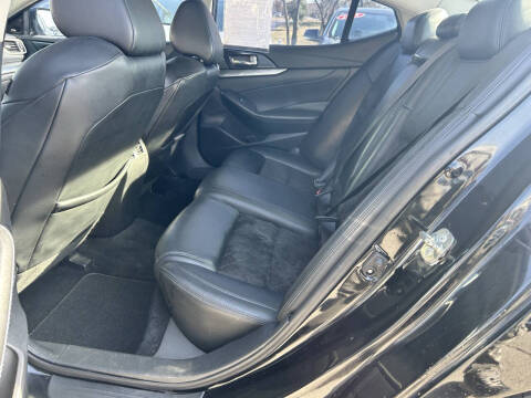 2017 Nissan Maxima 3.5 SR