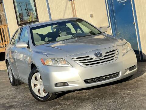 2007 Toyota Camry for sale at Dynamics Auto Sale in Highland IN