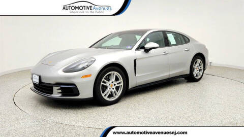 2017 Porsche Panamera
