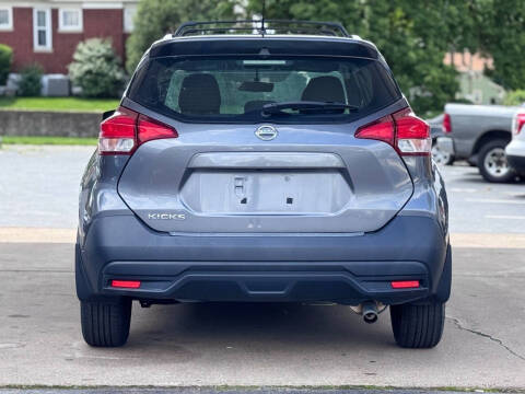 2019 Nissan Kicks S