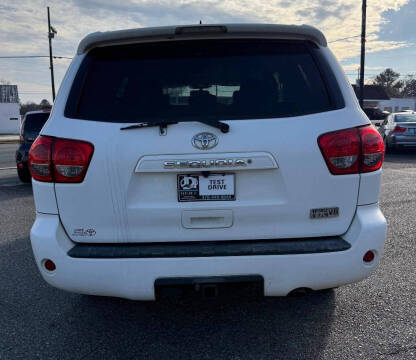2011 Toyota Sequoia SR5