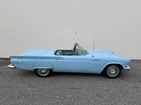 1957 Ford Thunderbird