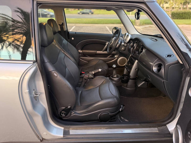 2004 MINI Cooper S