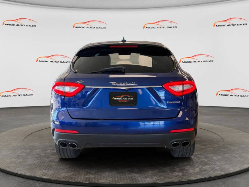 2017 Maserati Levante