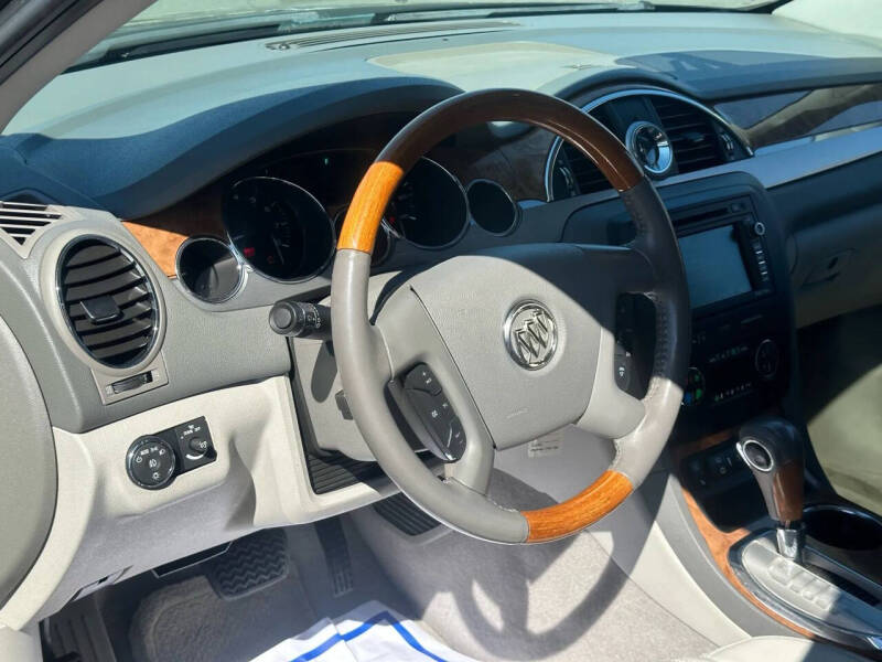 2011 Buick Enclave CXL-2