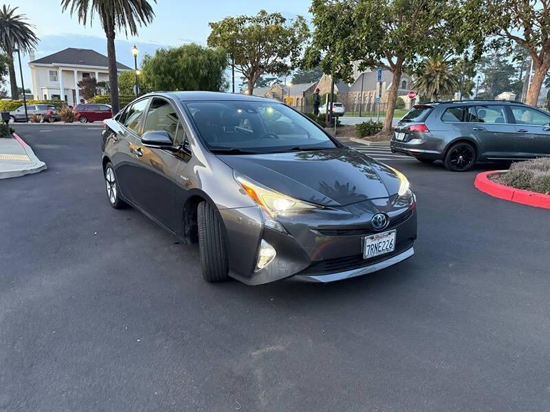 2016 Toyota Prius Three Touring