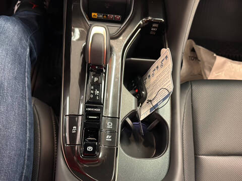 2025 Toyota Crown Signia Limited