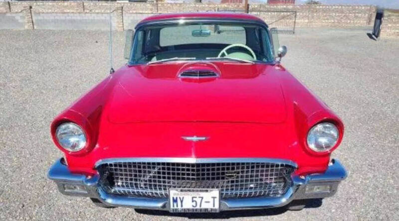 1957 Ford Thunderbird