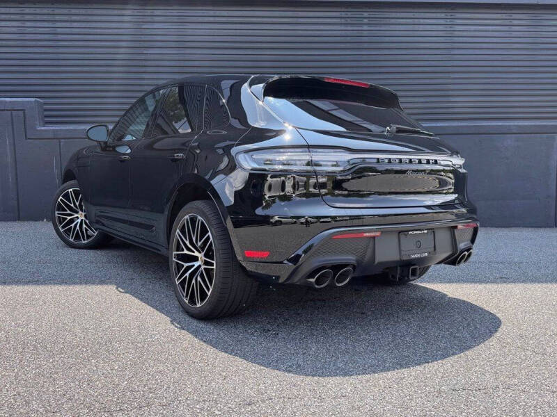 2026 Porsche Macan T