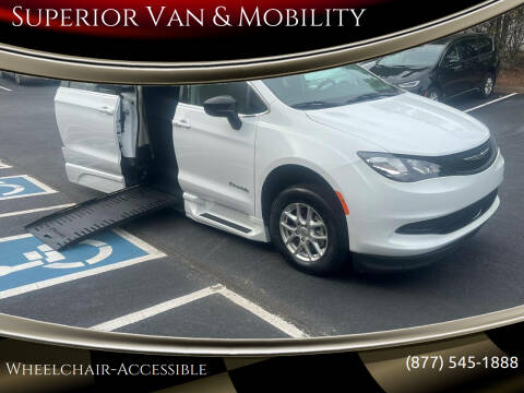 2024 Chrysler Voyager LX