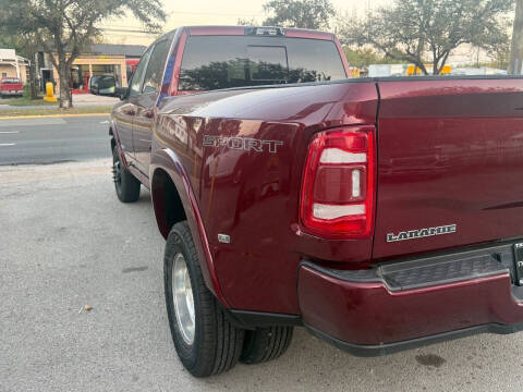 2022 RAM 3500 Laramie