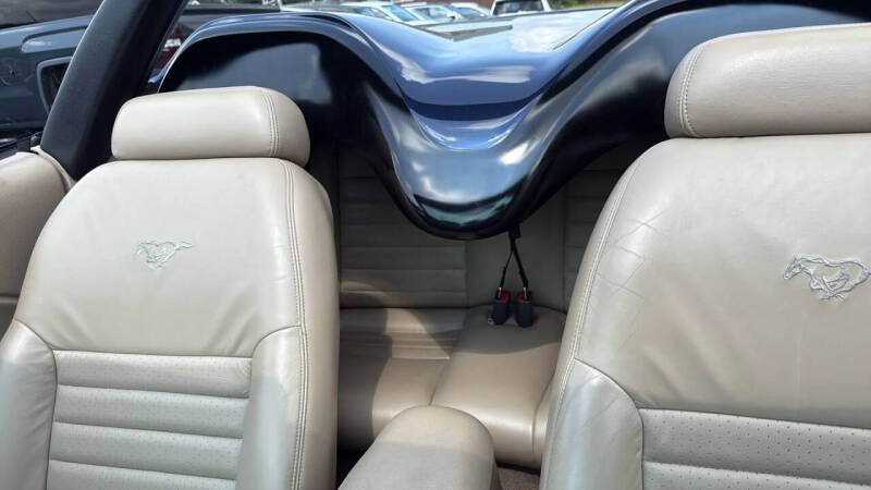 2002 Ford Mustang GT Deluxe