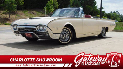 1962 Ford Thunderbird