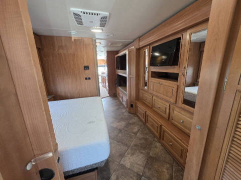 2017 NeXus RV MAYBACH