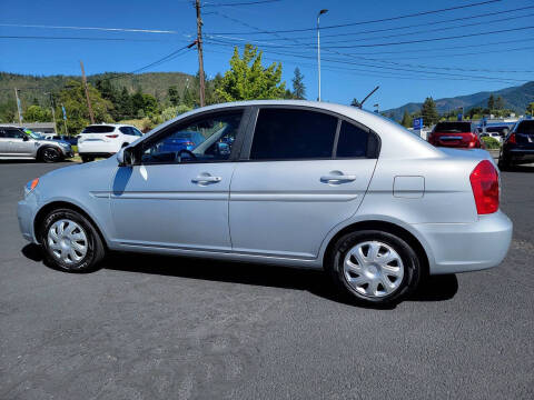 2011 Hyundai Accent GLS