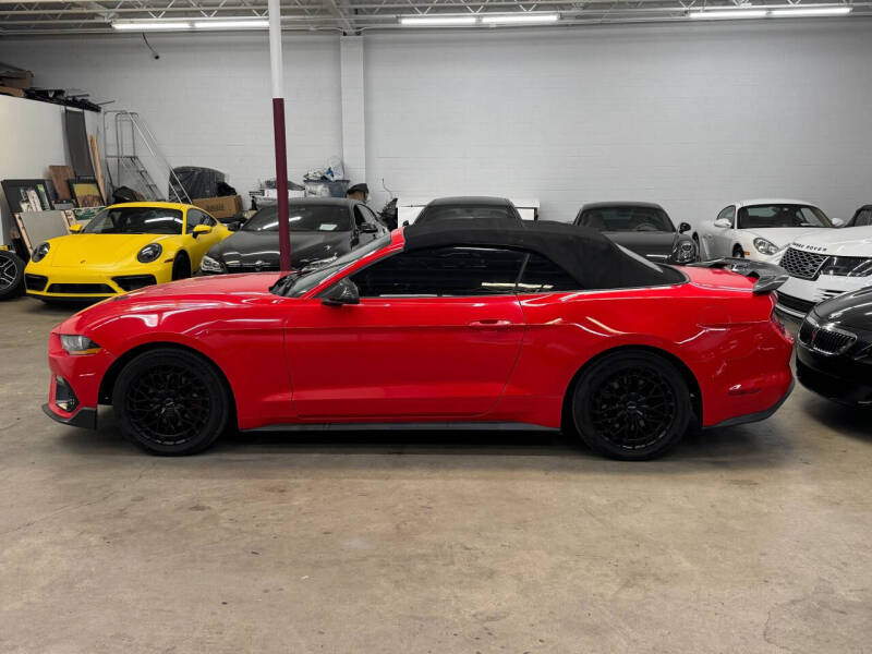 2020 Ford Mustang