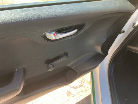 2018 Kia Rio 5-Door LX