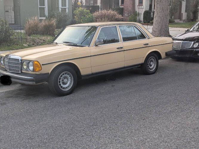 1984 Mercedes-Benz 300-Class