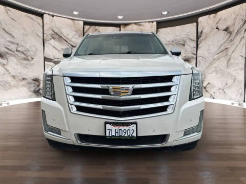 2015 Cadillac Escalade Luxury