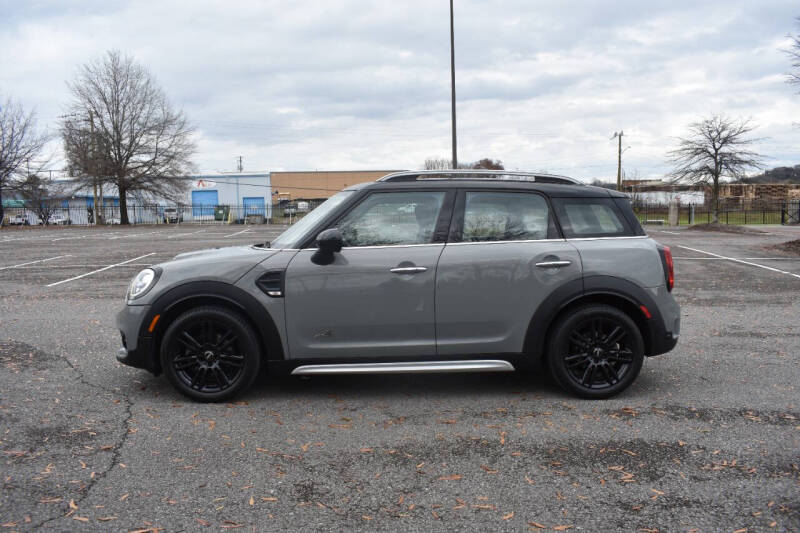 2017 MINI Countryman Base photo 3