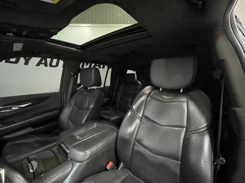 2018 Cadillac Escalade Platinum