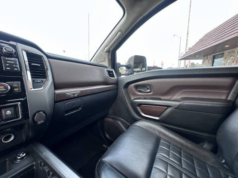 2018 Nissan Titan XD Platinum Reserve