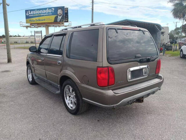 2001 Lincoln Navigator for sale at Outlet Auto Mall in Okeechobee, FL