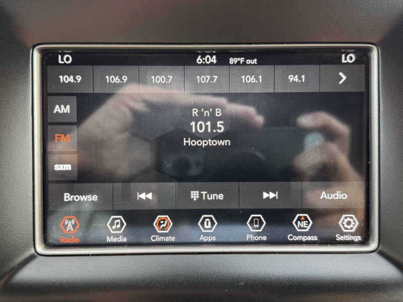 2019 Jeep Grand Cherokee Laredo E