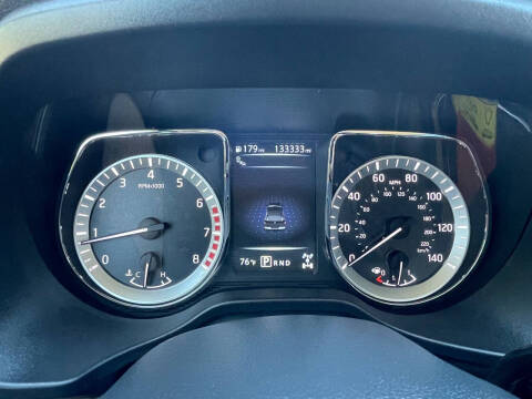 2017 Nissan Titan Platinum Reserve