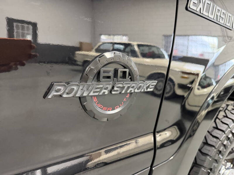 2004 Ford Excursion Limited