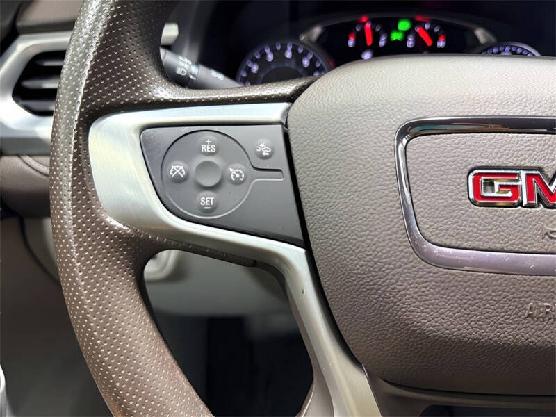 2023 GMC Acadia SLE