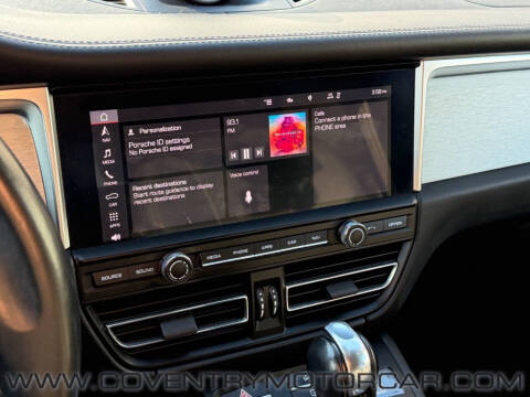 2020 Porsche Macan Turbo