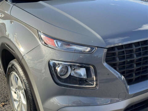 2023 Hyundai Venue SE