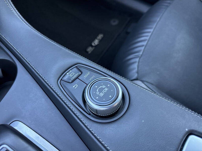 2024 Infiniti QX55 Essential