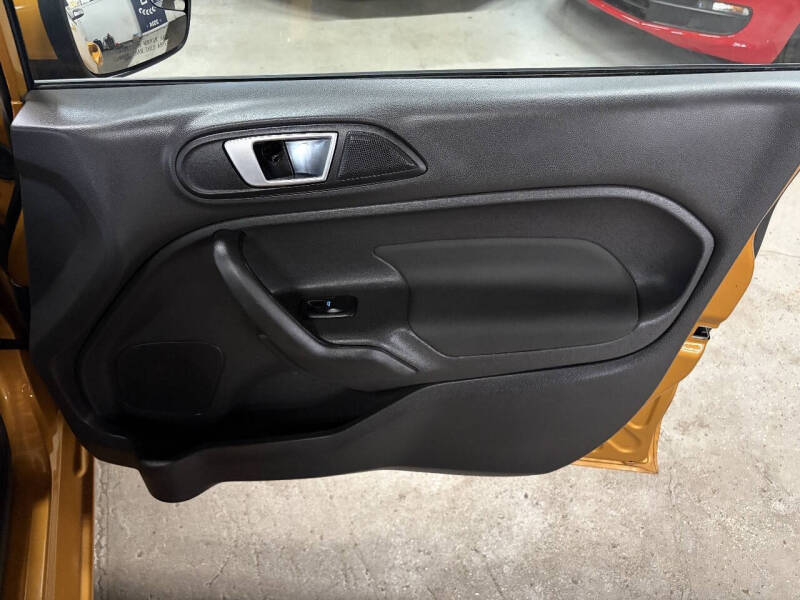 2016 Ford Fiesta SE