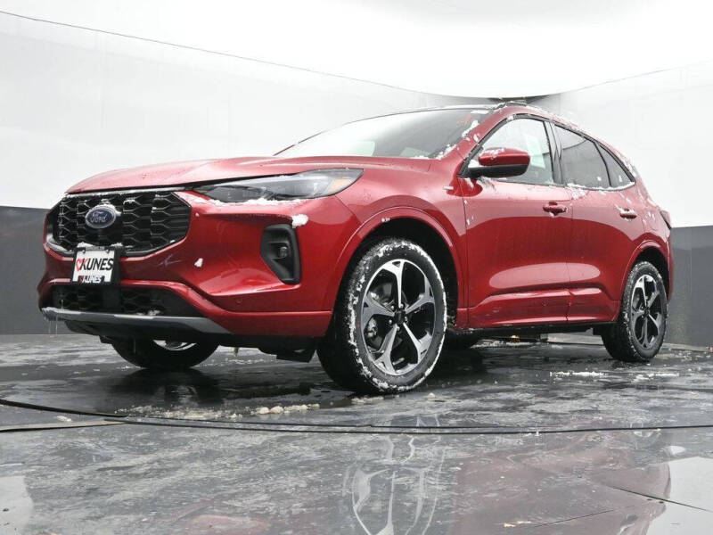 2026 Ford Escape ST-Line Elite