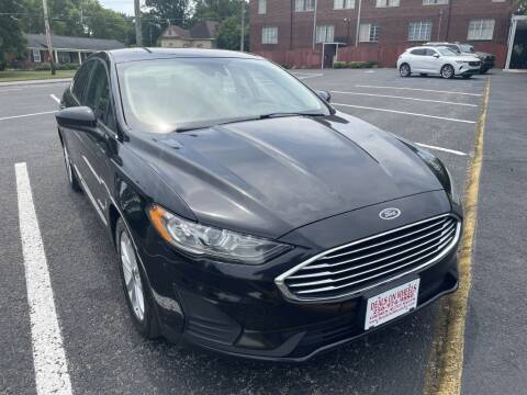 2019 Ford Fusion Hybrid for sale at DEALS ON WHEELS in Moulton AL