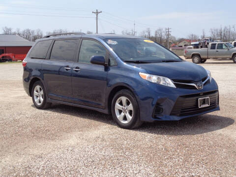 2020 Toyota Sienna for sale at Burkholder Truck Sales LLC (Versailles) in Versailles MO
