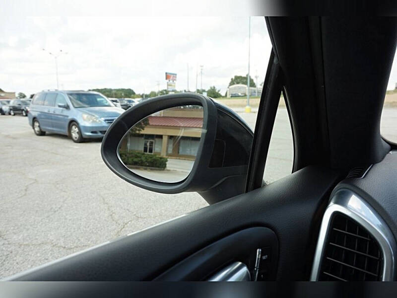 2014 Porsche Cayenne Platinum