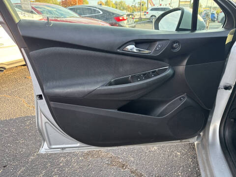 2018 Chevrolet Cruze LS Auto