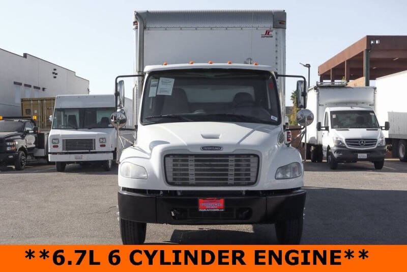 2014 Freightliner M2 106