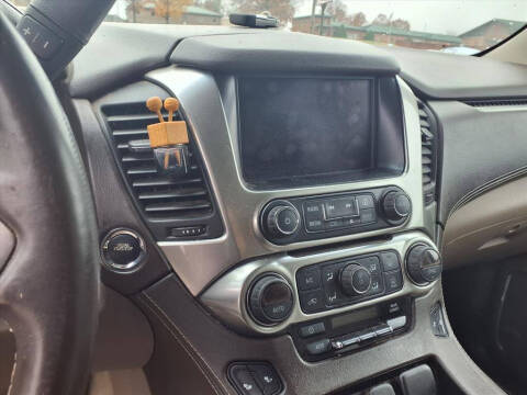 2016 Chevrolet Suburban LT