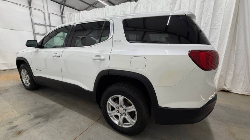 2017 GMC Acadia SLE-1