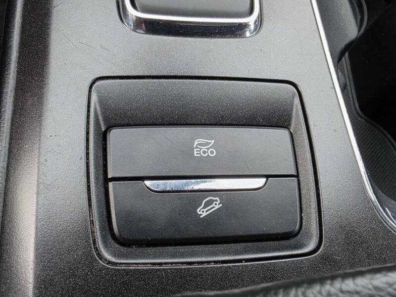 2017 Ford Fusion Hybrid SE