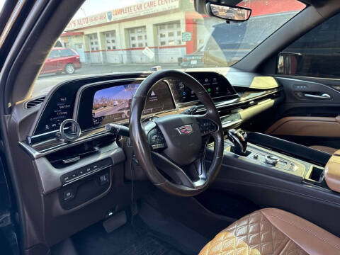 2023 Cadillac Escalade ESV Premium Luxury