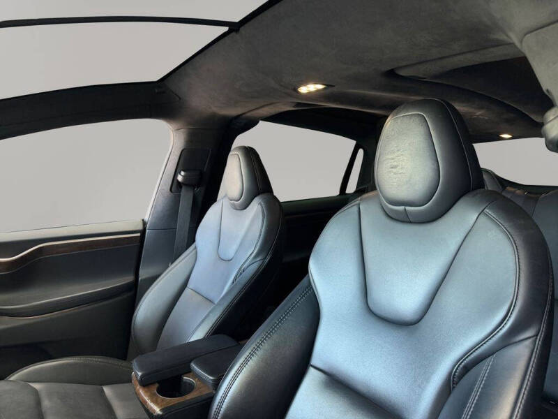 2020 Tesla Model X Long Range