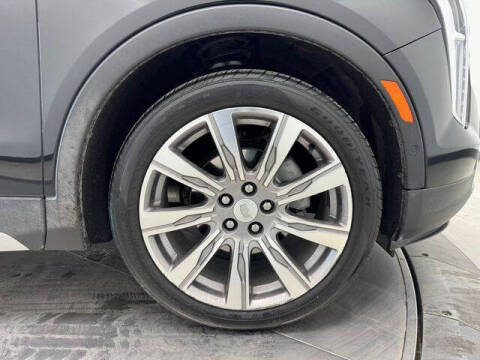 2022 Cadillac XT4 Premium Luxury