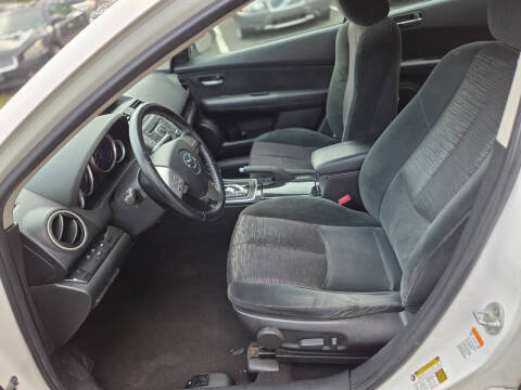 2010 Mazda MAZDA6 i Touring Plus