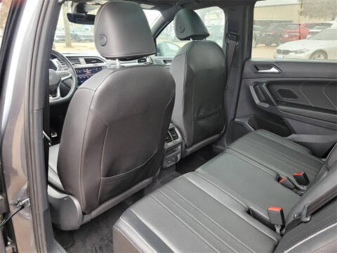 2023 Volkswagen Tiguan SE R-Line Black