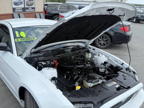 2014 Ford Mustang V6